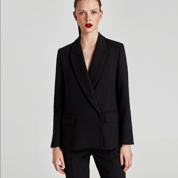 [Zara] Classic Black Double Breasted Blazer